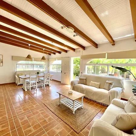 Villa Delta *